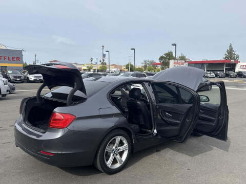 2015 BMW 3 Series 328i