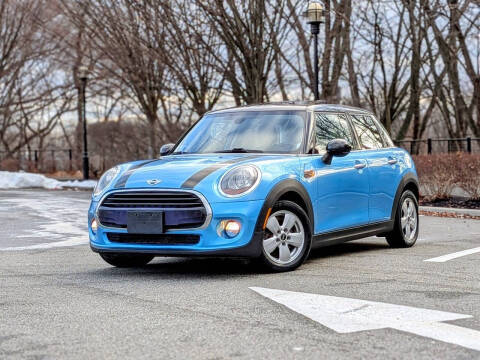 2016 MINI Hardtop 4 Door Cooper