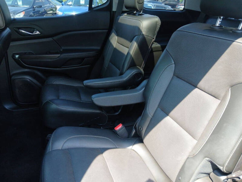 2019 GMC Acadia SLT-1