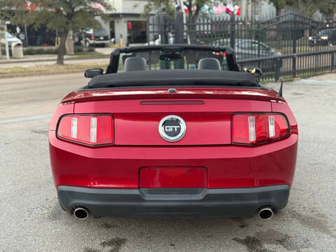 2010 Ford Mustang