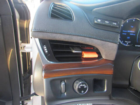 2018 Cadillac Escalade Luxury