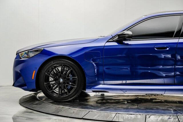 2025 BMW M5
