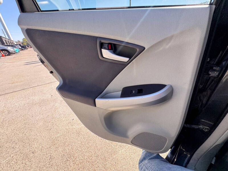 2011 Toyota Prius Two