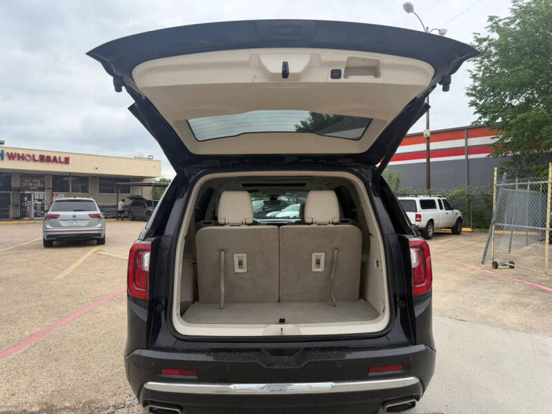 2020 GMC Acadia Denali