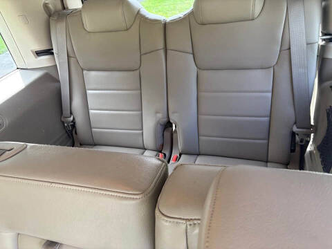 2008 Jeep Commander Sport