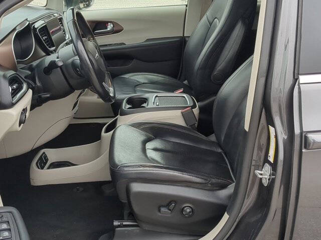 2018 Chrysler Pacifica Touring L Plus