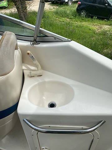 2001 Robalo Chaparral 290 for sale at AUSTIN PREMIER AUTO in Austin, TX