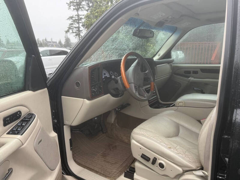2003 Cadillac Escalade