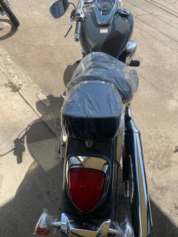 2025 Suzuki C50 (VL800)