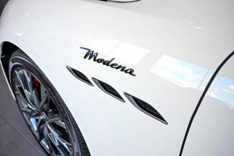 2022 Maserati Ghibli Modena Q4