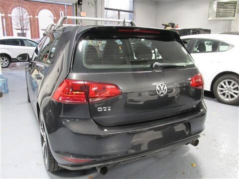 2017 Volkswagen Golf GTI S