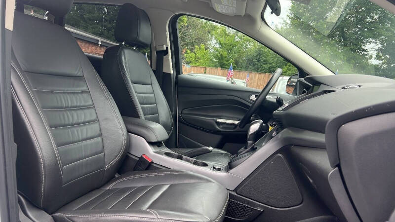 2015 Ford Escape SE