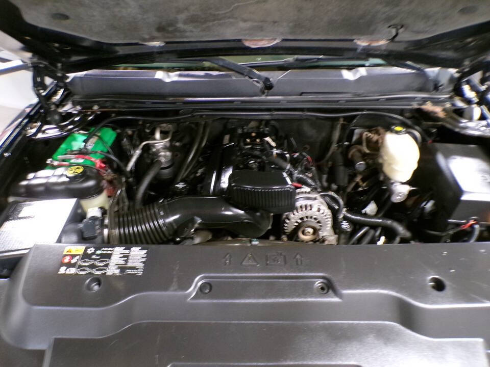 Black 2013 Chevrolet Silverado 2500HD LT 17