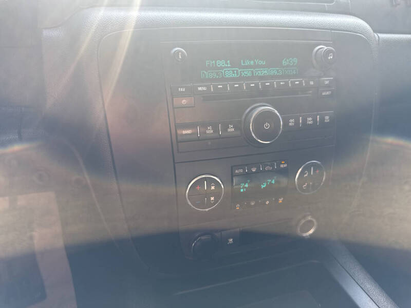 2010 Chevrolet Avalanche LS