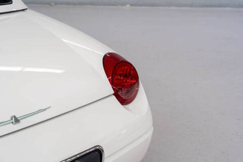 2002 Ford Thunderbird Deluxe