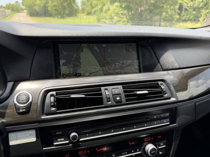 2012 BMW 5 Series 528i