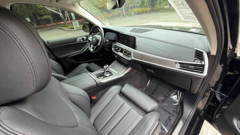 2021 BMW X7 xDrive40i
