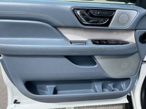 2020 Lincoln Navigator Black Label