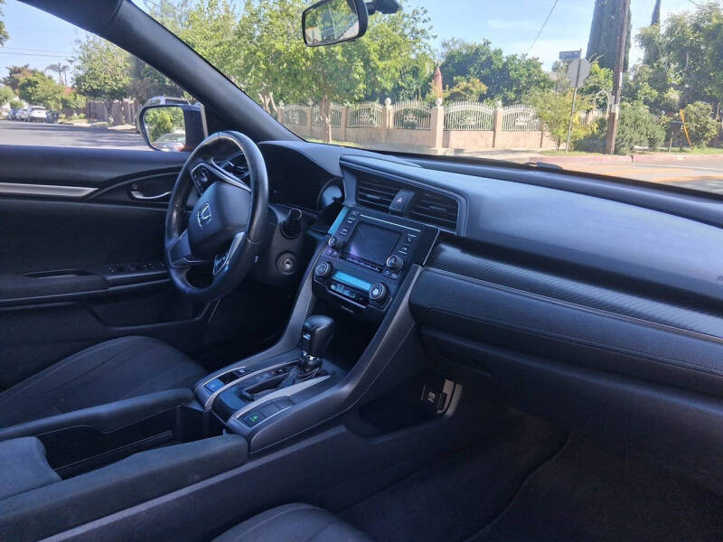 2017 Honda Civic Sport