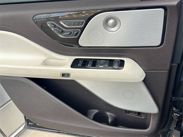 2023 Lincoln Aviator Black Label