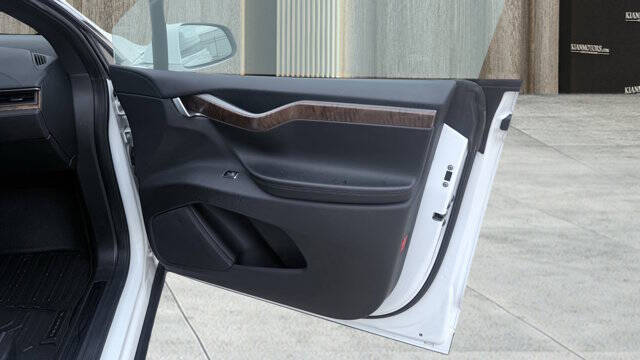 2020 Tesla Model X Long Range Plus