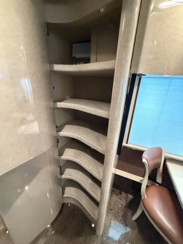 2001 Prevost Marathon