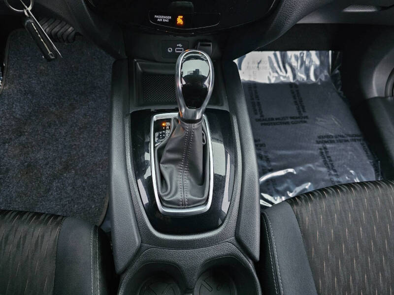 2019 Nissan Rogue S