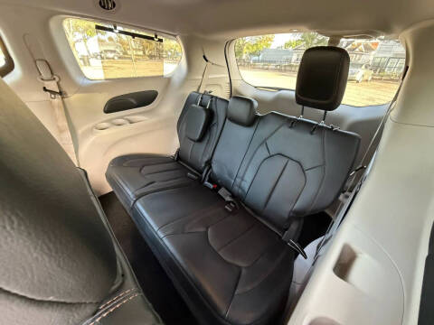 2018 Chrysler Pacifica Touring L