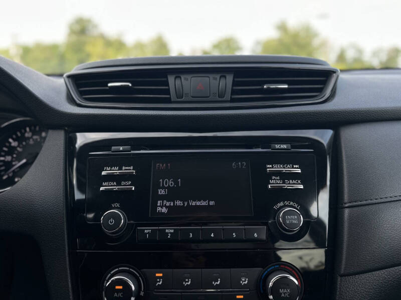 2017 Nissan Rogue S