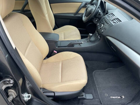 2012 Mazda MAZDA3 i Touring