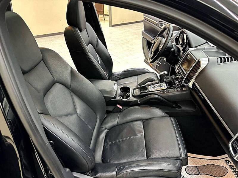 2014 Porsche Cayenne S Hybrid