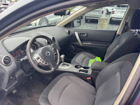 2013 Nissan Rogue SV