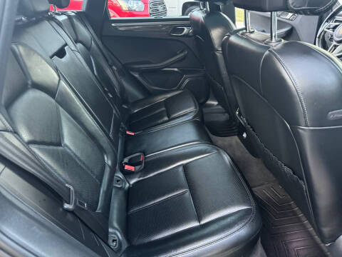 2015 Porsche Macan S