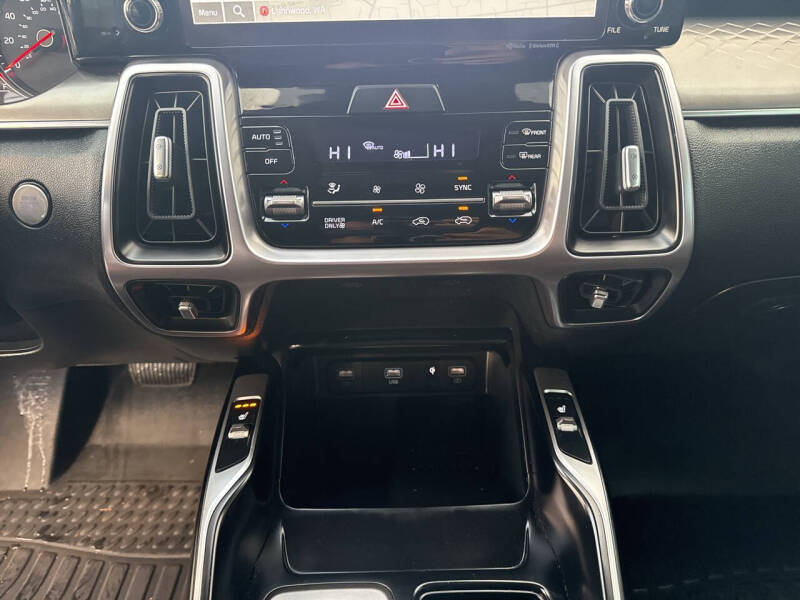 2023 Kia Sorento Hybrid EX