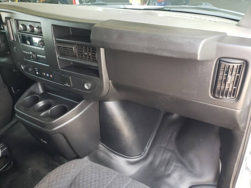 2020 Chevrolet Express 2500