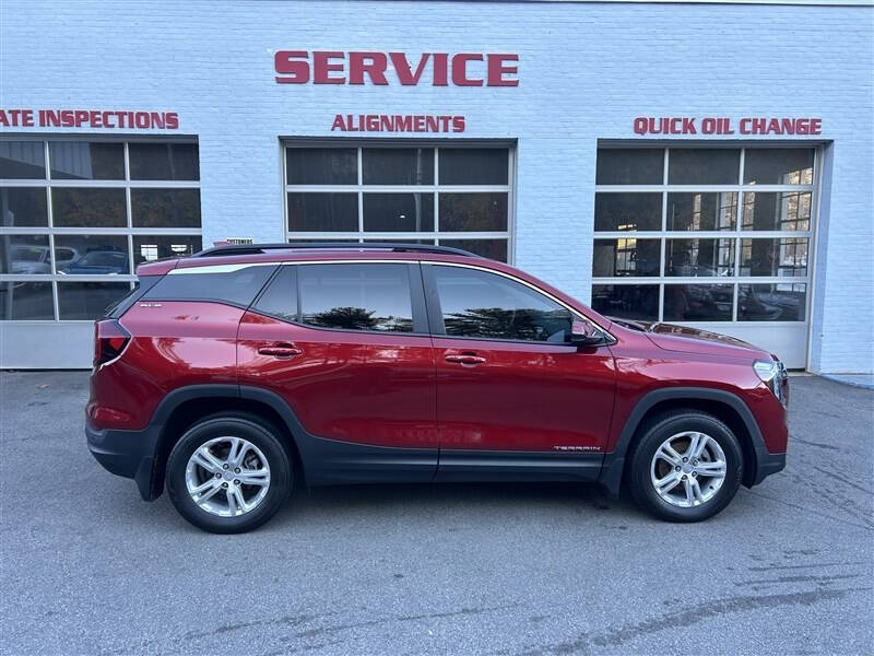 2022 GMC Terrain SLE