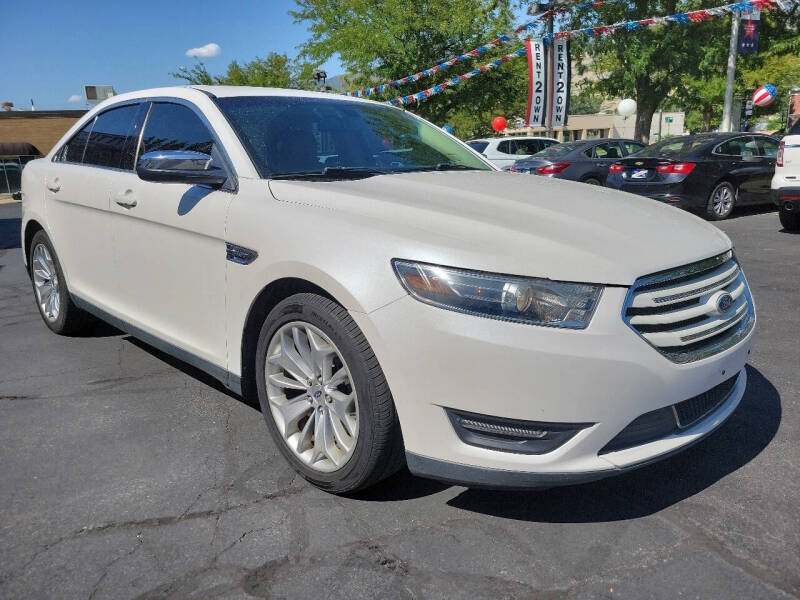 2016 Ford Taurus Limited