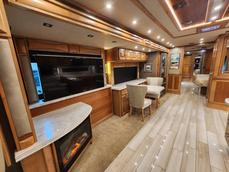 2019 Tiffin PHAETON 40 ih XSH