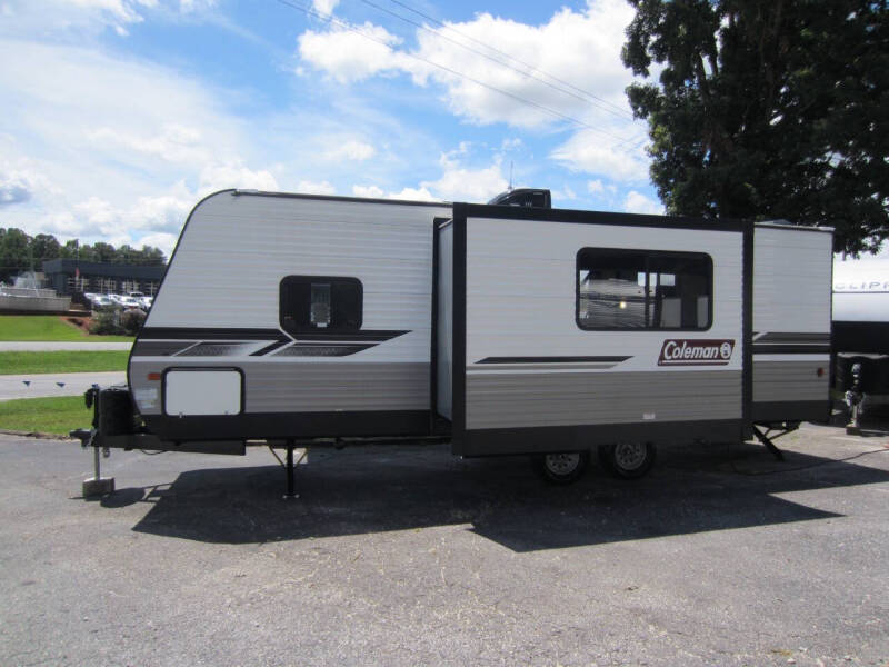 2022 Coleman Lantern Series 242BH