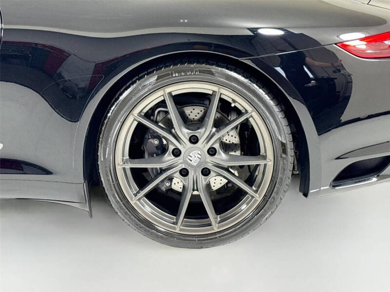 2019 Porsche 911 Carrera T