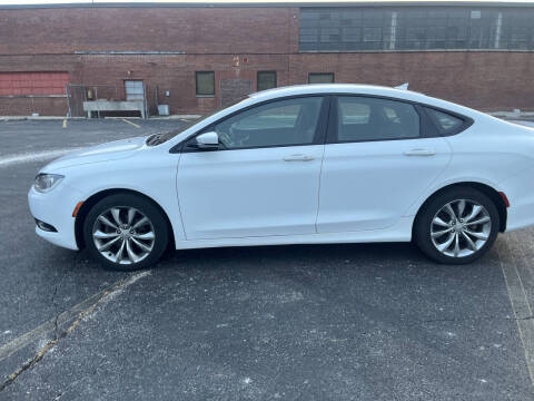 2016 Chrysler 200 S