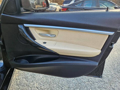 2018 BMW 3 Series 330i xDrive