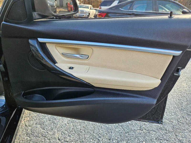 2018 BMW 3 Series 330i xDrive