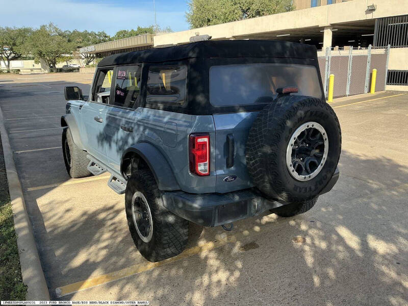 2023 Ford Bronco Black Diamond Advanced