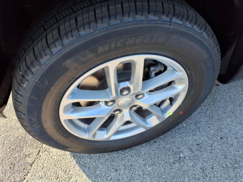 2025 Jeep Grand Cherokee L Laredo X