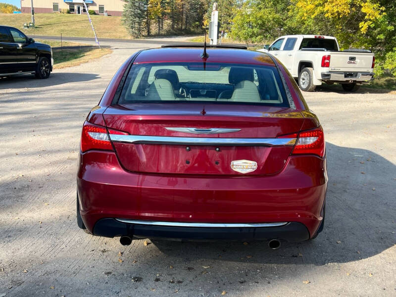 2011 Chrysler 200 Limited photo 6