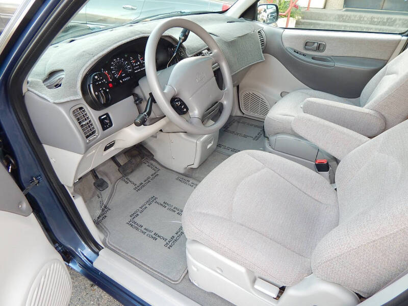 1997 Nissan Quest XE