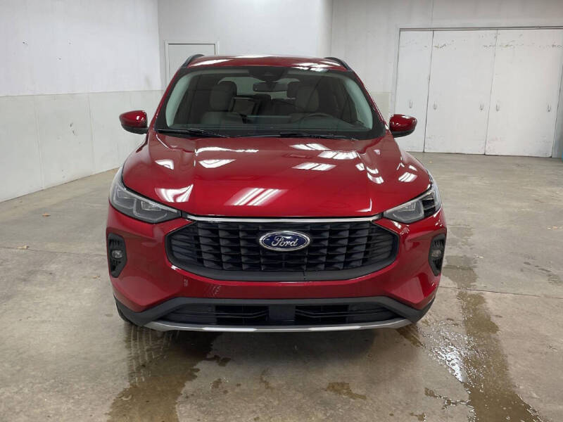 2026 Ford Escape Platinum