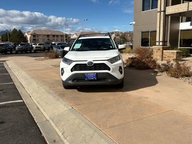 2019 Toyota RAV4 Hybrid XLE