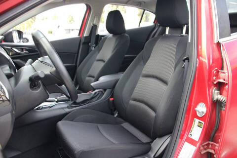 2016 Mazda MAZDA3 i Touring